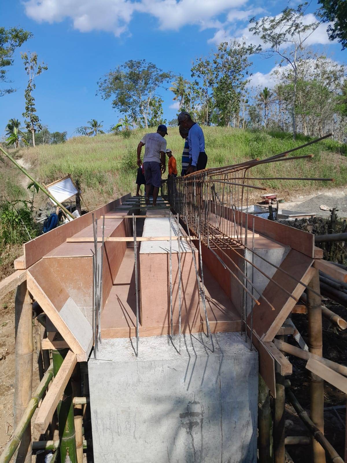 PEMBANGUNAN JEMBATAN DUSUN IGIRTUGEL UTARA